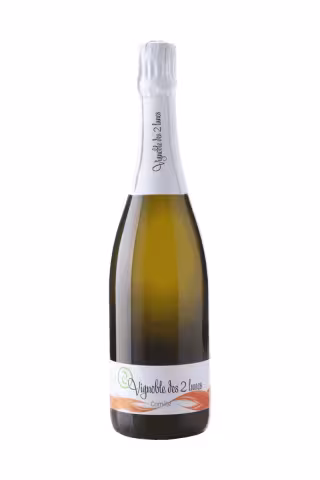 Bottle of Crémant Comté 2026